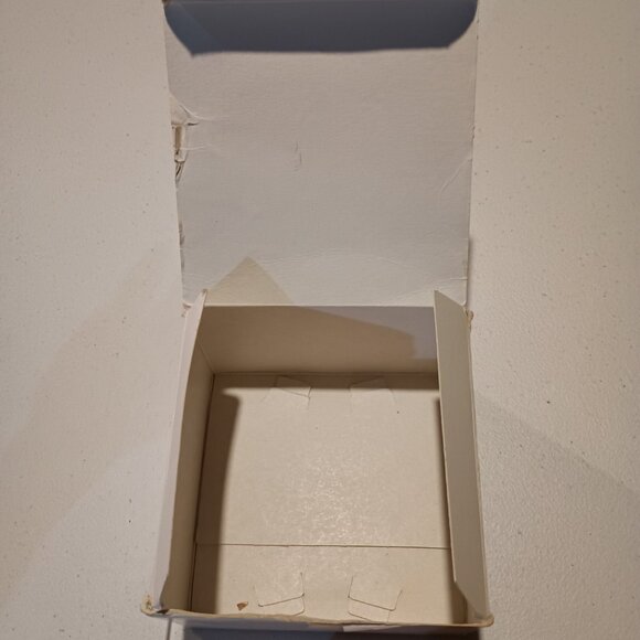 Vintage Noble Hall 3-D Christmas Candle with Slide Village and Carolers - Picture 6 of 7